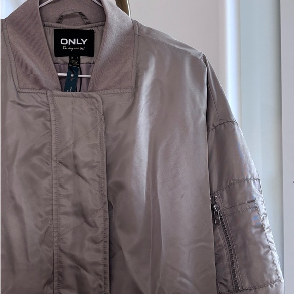ONLY Beige Bomber Jacket NWT - Picture 5 of 6